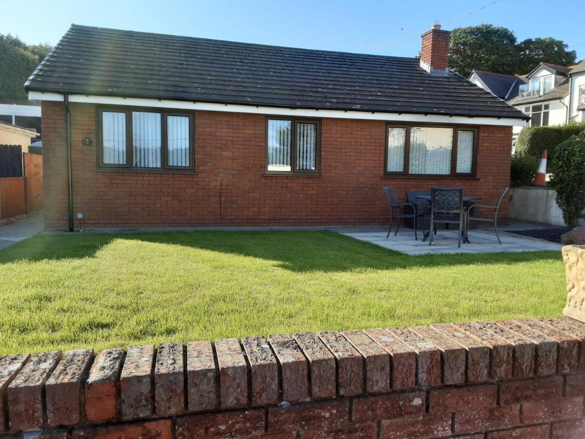 3-Bed Bungalow Near Conwy Valley Close To Castle كولوين باي المظهر الخارجي الصورة