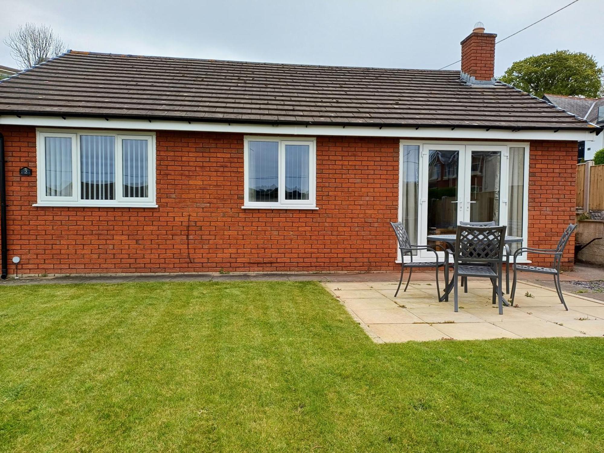 3-Bed Bungalow Near Conwy Valley Close To Castle كولوين باي المظهر الخارجي الصورة